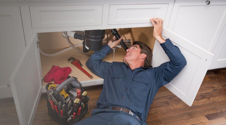 Expert burst pipe repair services in Minco, OK
